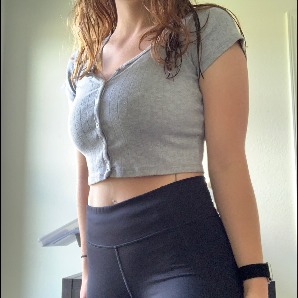 Brand new brandy gray chop top